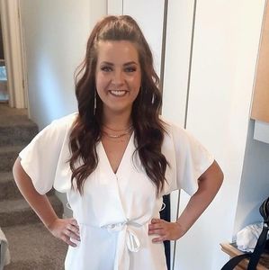 Meet your Posher, Caitlin